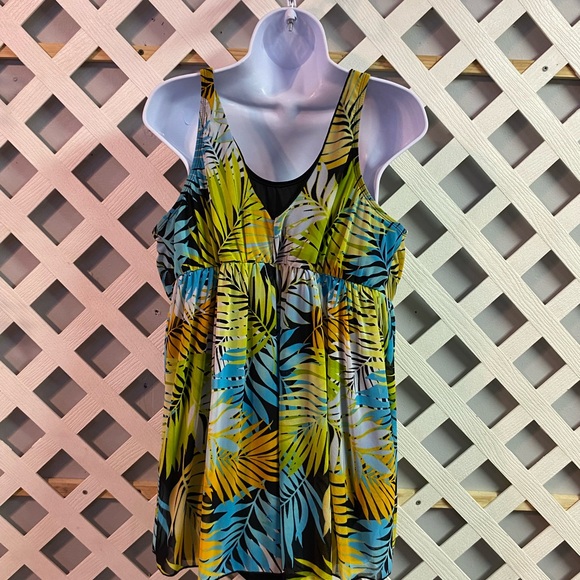 Denim & Co. Beach Printed V-Neck Surplice Swim Dress Black/Aqua/Palm Plus 20W - Picture 4 of 9